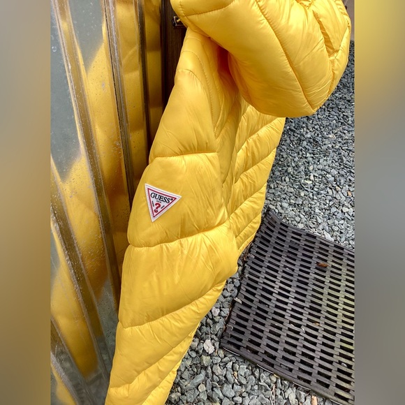 NTW WOMENS GUESS HOODED PUFFER JACKET Size: Large Color: Yellow - Picture 5 of 15